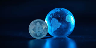 Cryptomonnaie illustrée comme un élément des marchés financiers mondiaux plus larges
